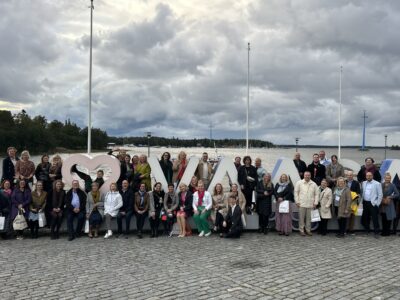 Ryhmäkuva Syyspäivien osallistujista Vaasassa 2025.